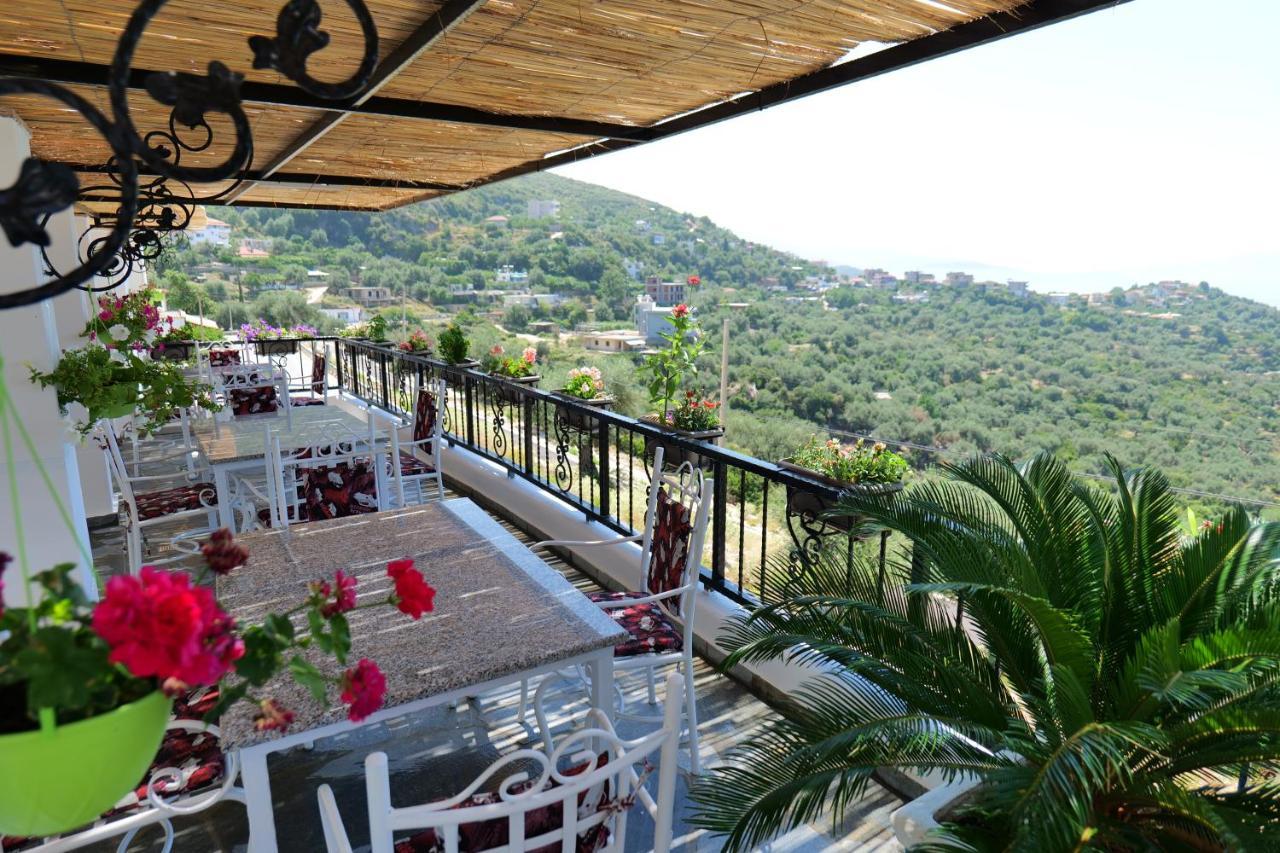 Vila Panorama Piqeras Bed & Breakfast Екстериор снимка