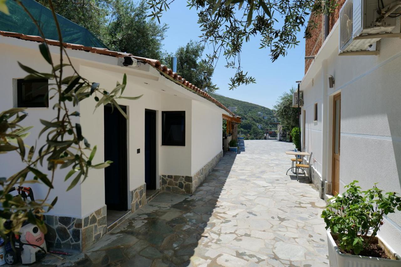 Vila Panorama Piqeras Bed & Breakfast Екстериор снимка