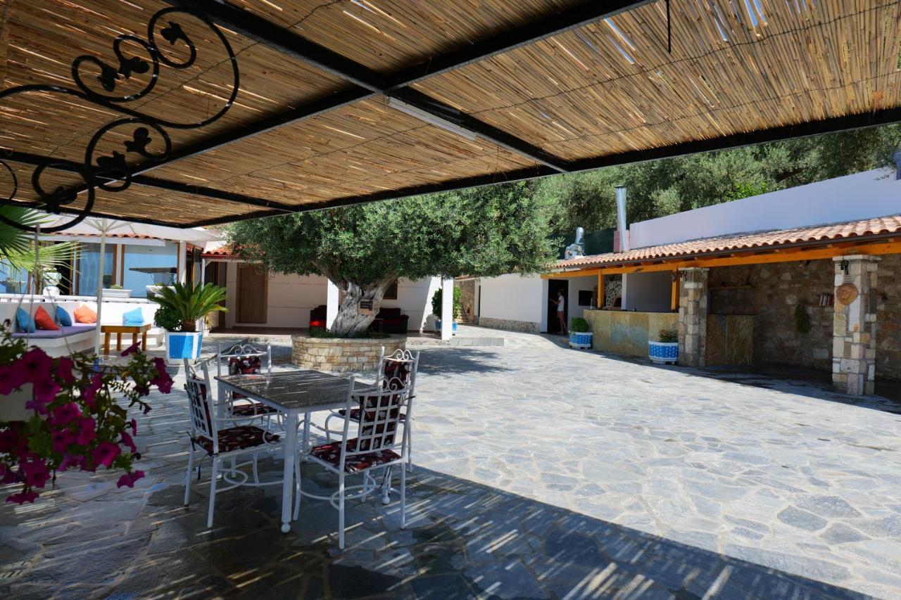 Vila Panorama Piqeras Bed & Breakfast Екстериор снимка
