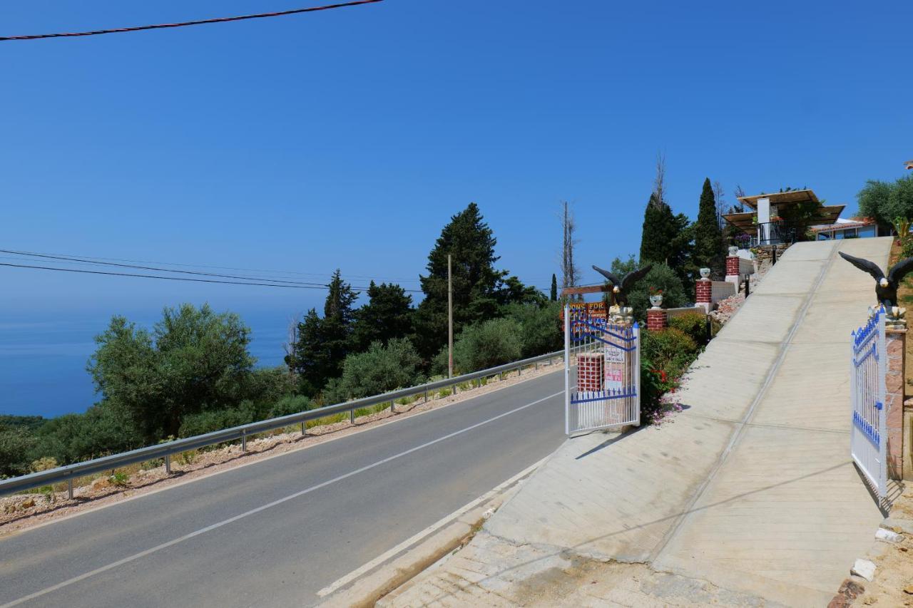 Vila Panorama Piqeras Bed & Breakfast Екстериор снимка