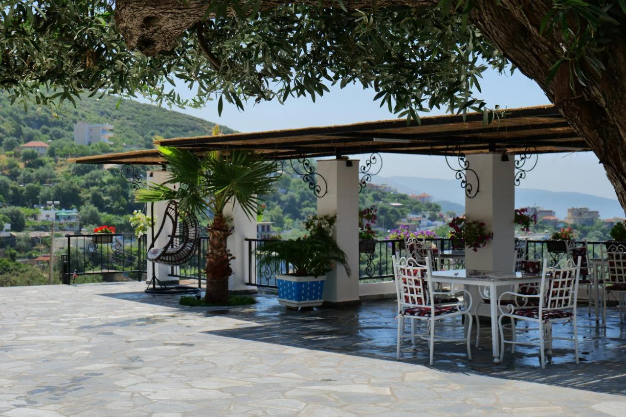 Vila Panorama Piqeras Bed & Breakfast Екстериор снимка