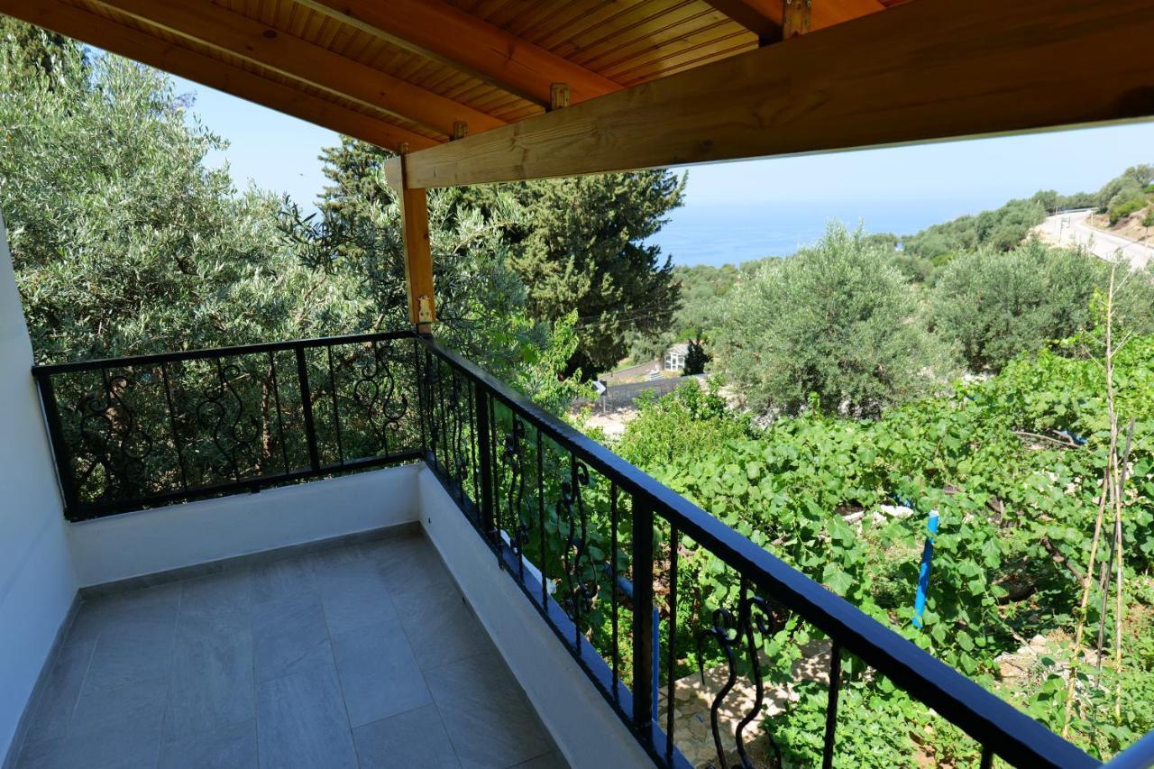 Vila Panorama Piqeras Bed & Breakfast Екстериор снимка