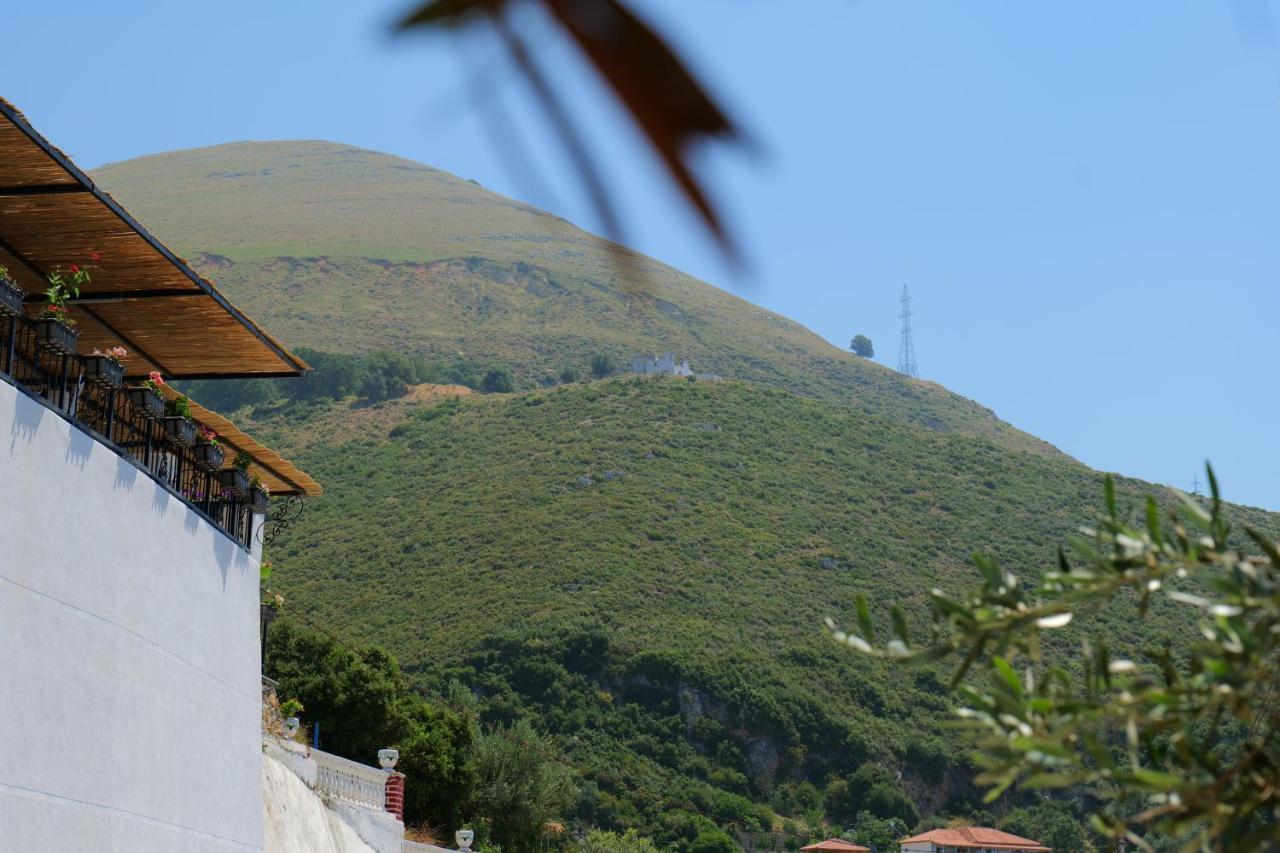 Vila Panorama Piqeras Bed & Breakfast Екстериор снимка