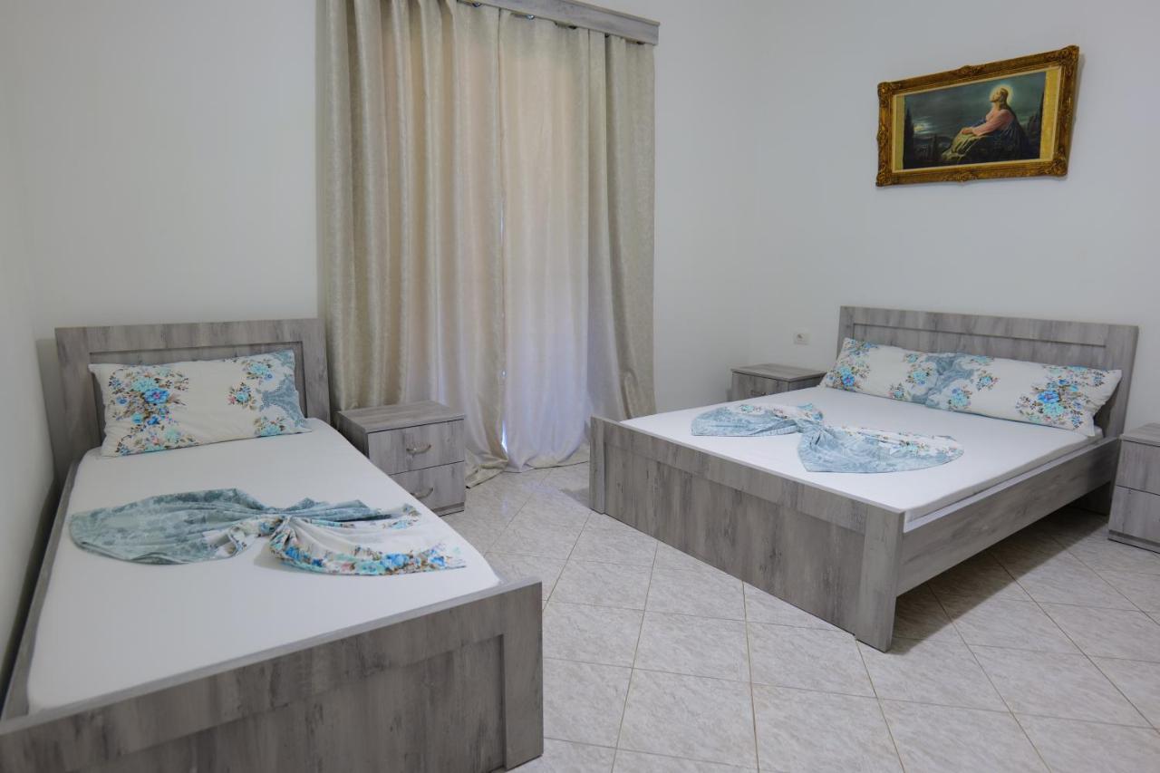 Vila Panorama Piqeras Bed & Breakfast Екстериор снимка